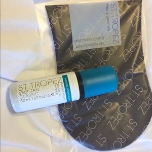 St. Tropez Self tanner and application mitt